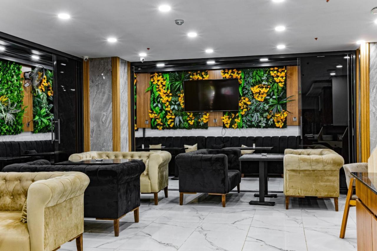 Mays Royal Hotel Istanbul Exterior photo